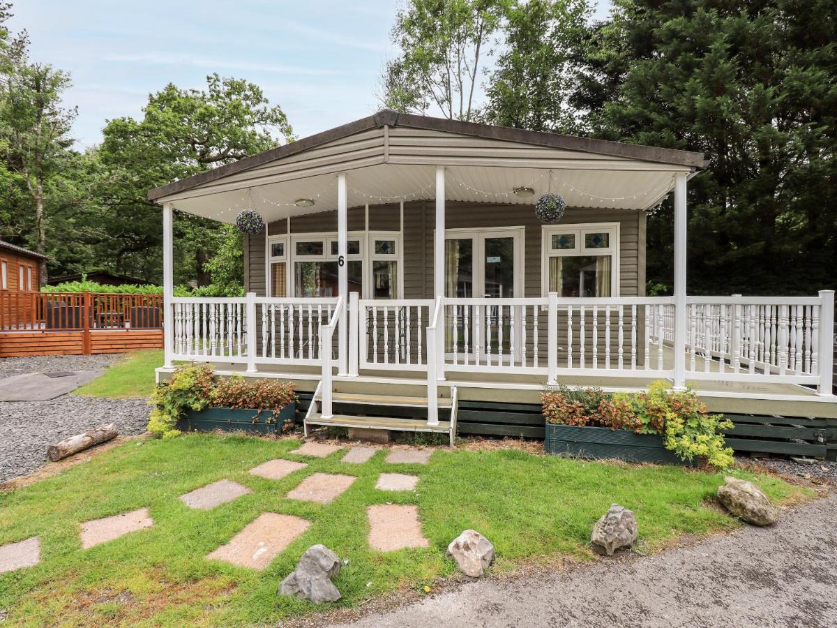 ווינדרמר Pinehaven Lodge מראה חיצוני תמונה